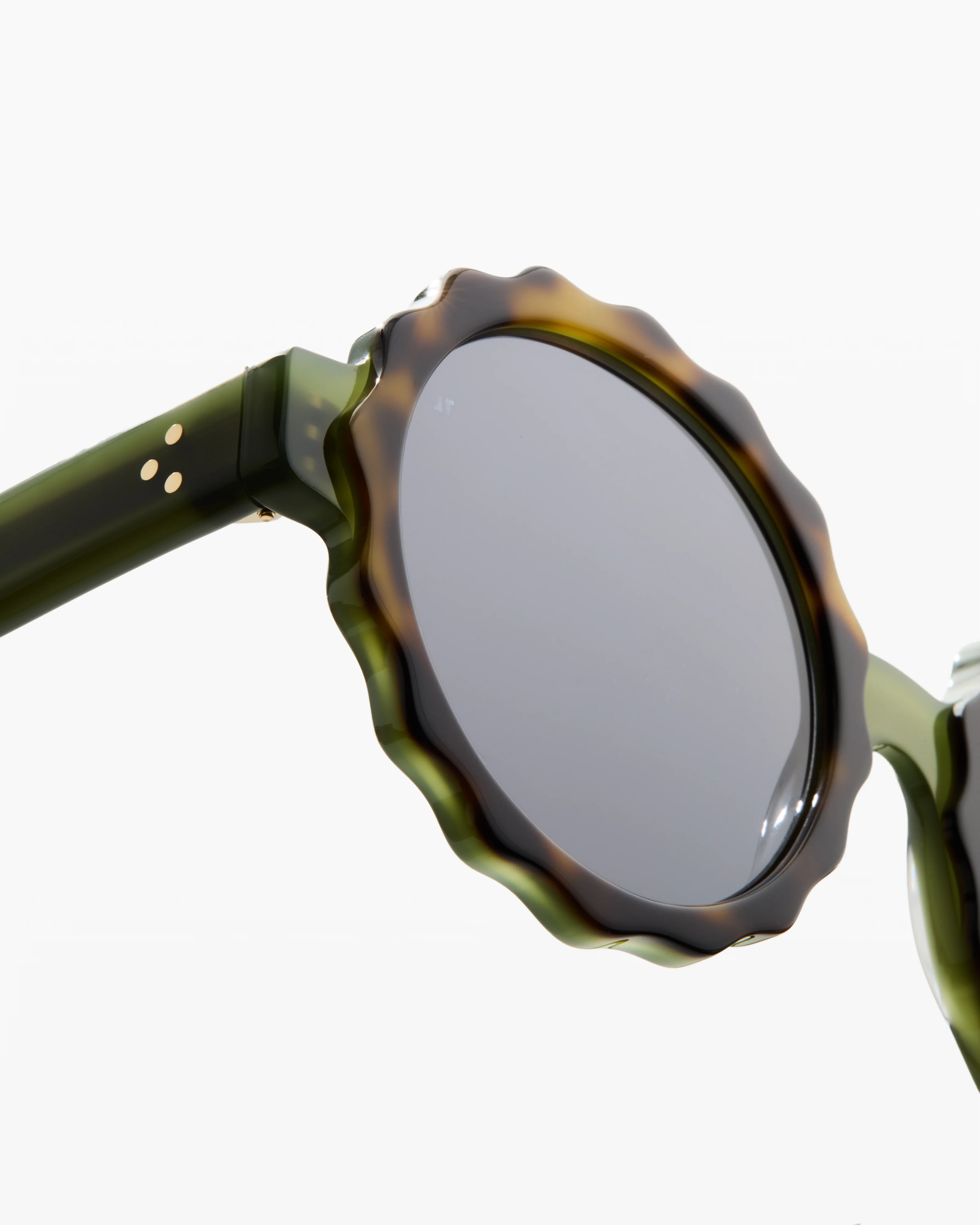 The Lily - Image 3