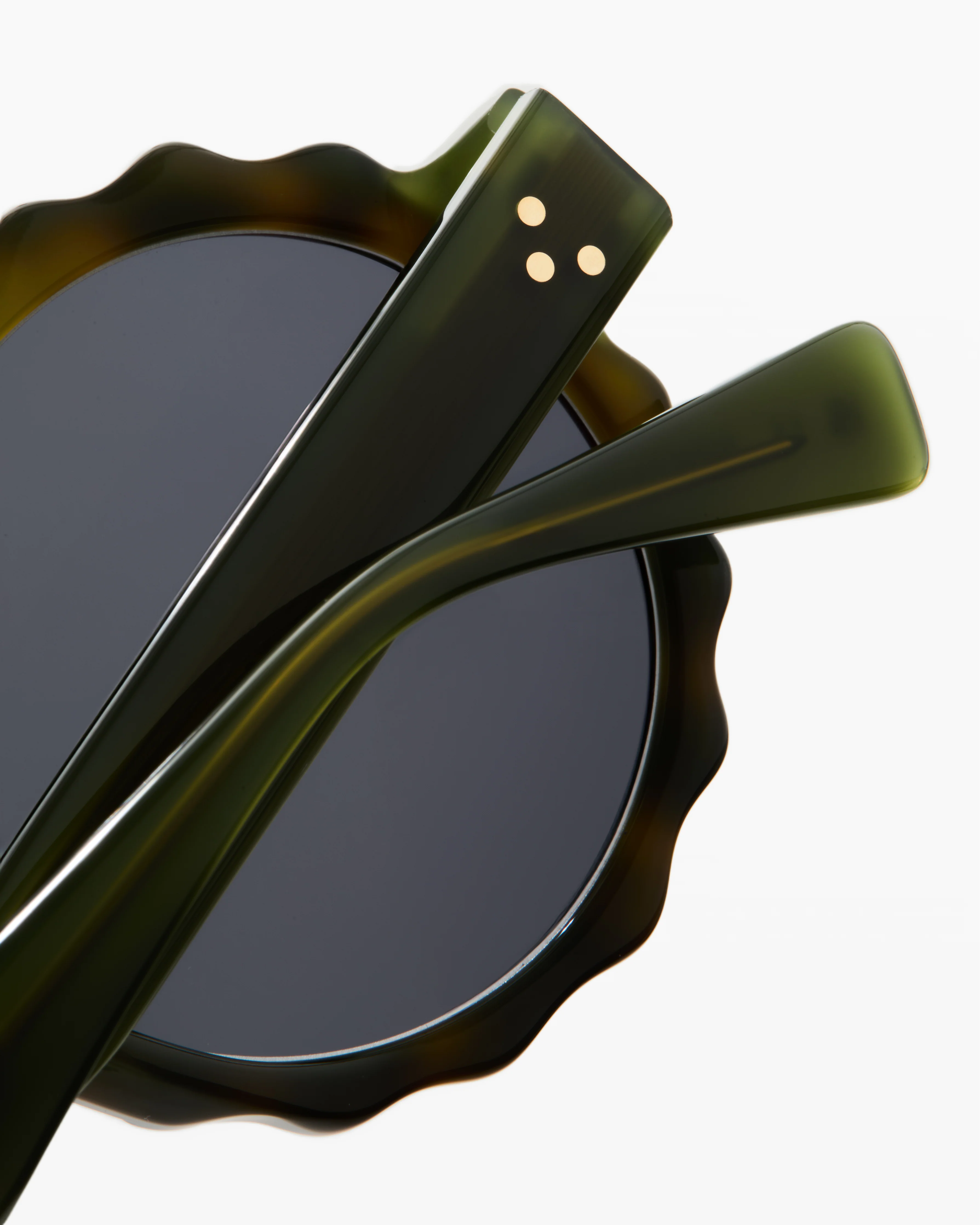 The Lily - Image 6